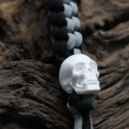 Schwarz/Grau mit Totenkopf