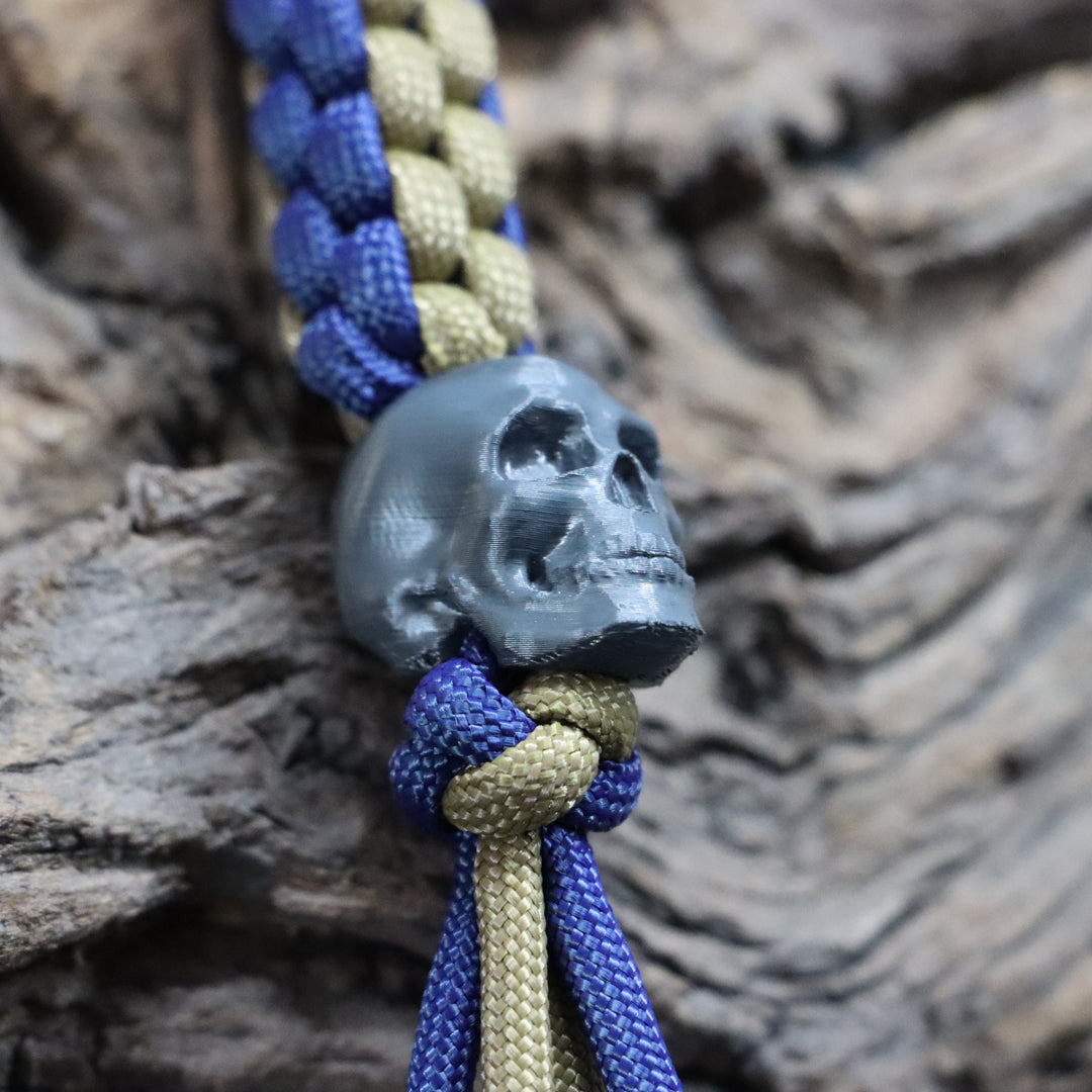 Blau/Sand mit Totenkopf