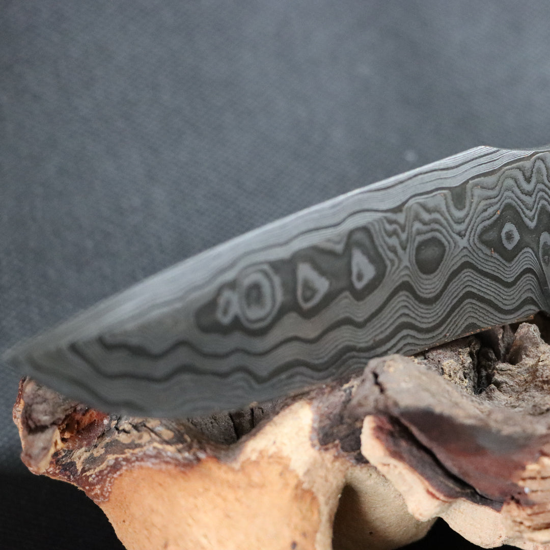 Damastklinge mit Leder-Griff & Scrimshaw